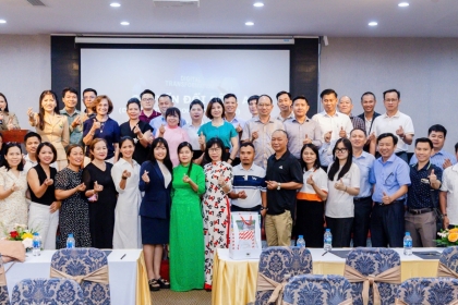 Kết nối lãnh đạo và chính quyền địa phương